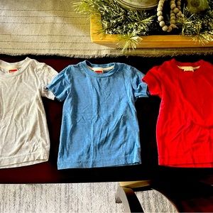 Kids Homage T-shirt’s, size 2. Colors - light grey, blue and red.